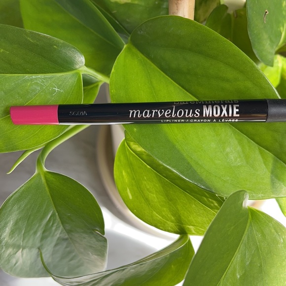 bareMinerals - Lipstick & Lip Liner 💄💋 - Picture 8 of 16